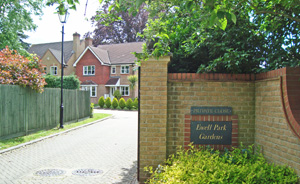Entrance to Ewell Park Gardens