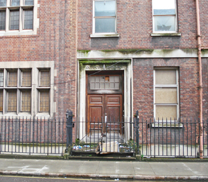 entrance in Huntley Street