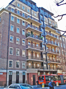 Hospital building