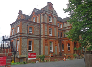 Pelmers Lodge Hostel