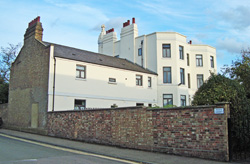 Etloe House